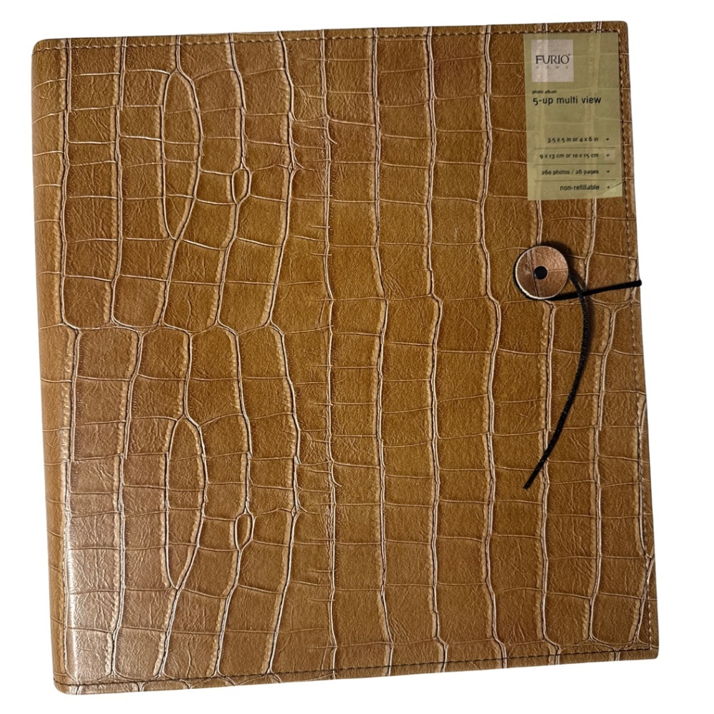 Photo Album Furio Home Croc-Embossed  • Holds 260 Photos • Brown Faux Leather